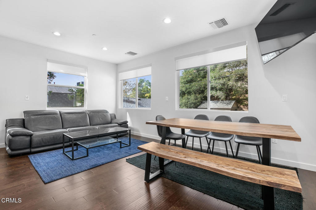 2748 Hollister Terrace - Photo 35