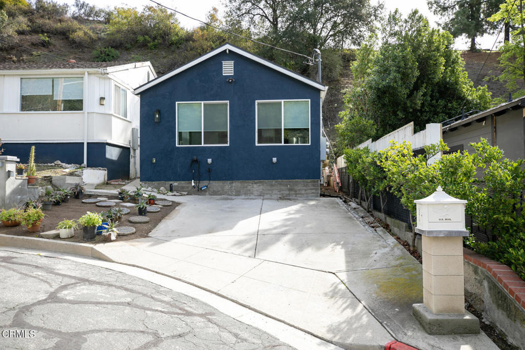 2748 Hollister Terrace - Photo 36
