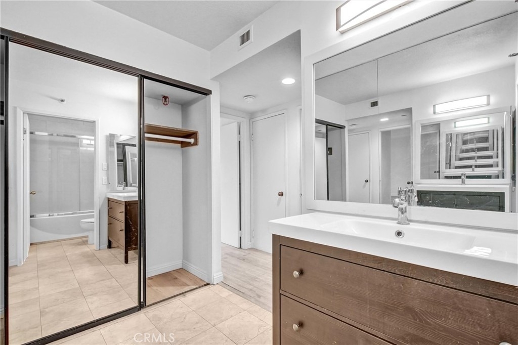 600 W 9th - Photo 14