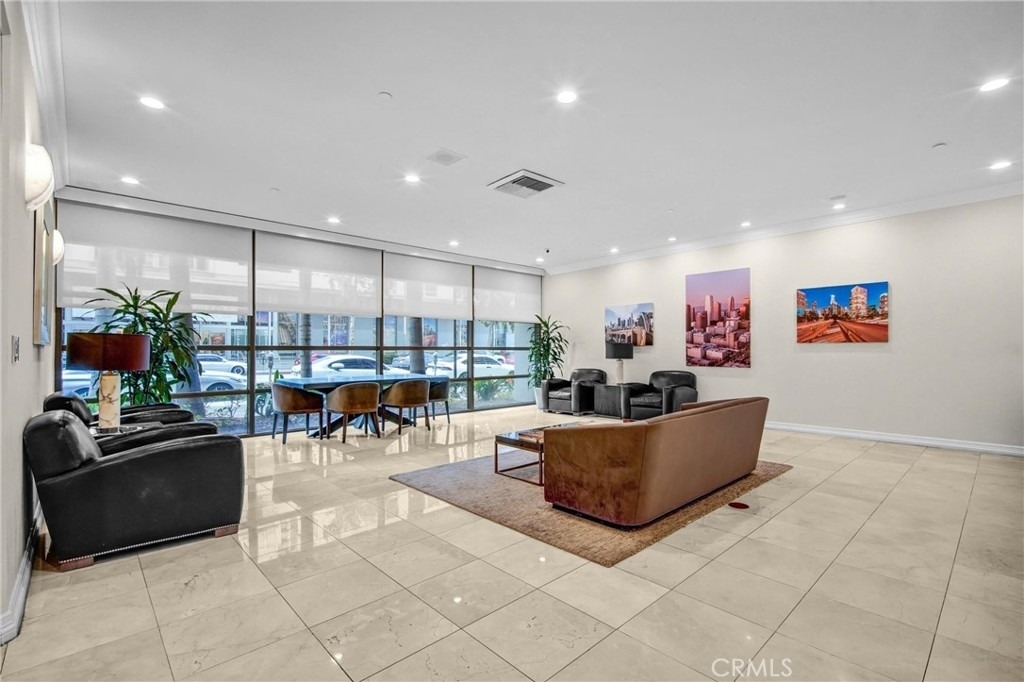 600 W 9th - Photo 24