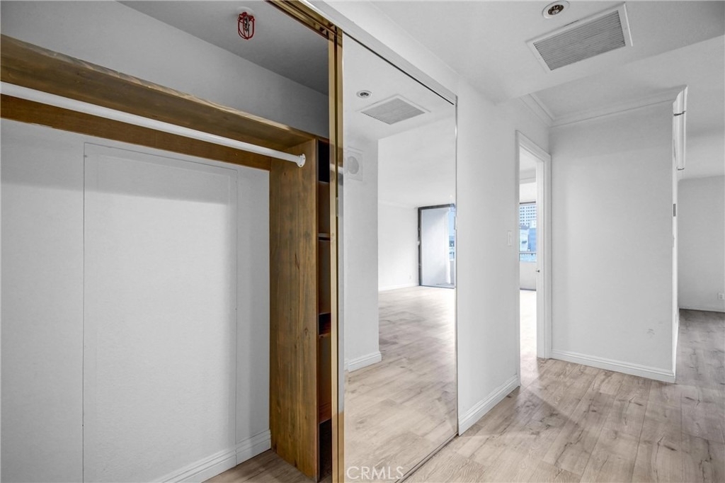 600 W 9th - Photo 16