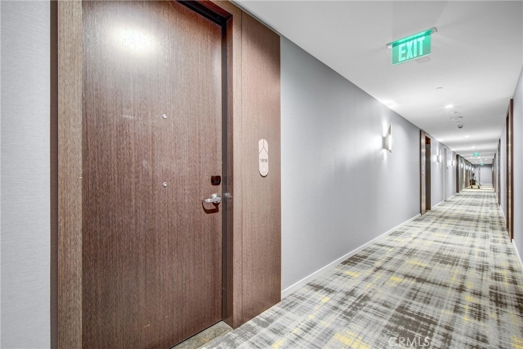 877 Francisco Street - Photo 5