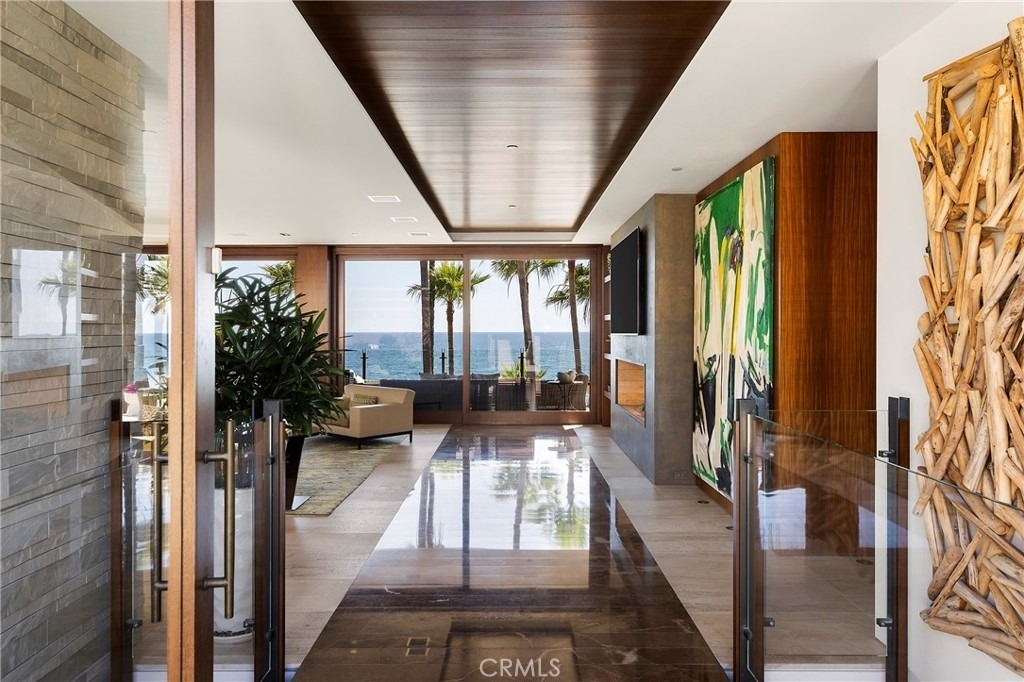 2495 Riviera - Photo 3