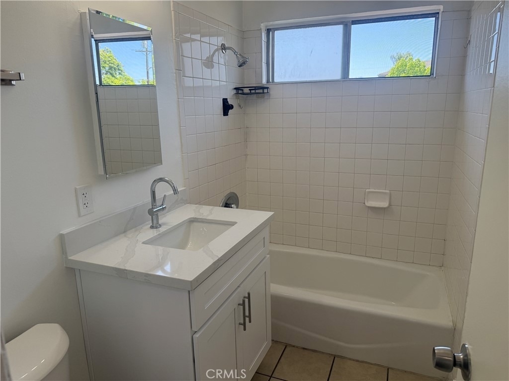 600 E Acacia Avenue - Photo 9