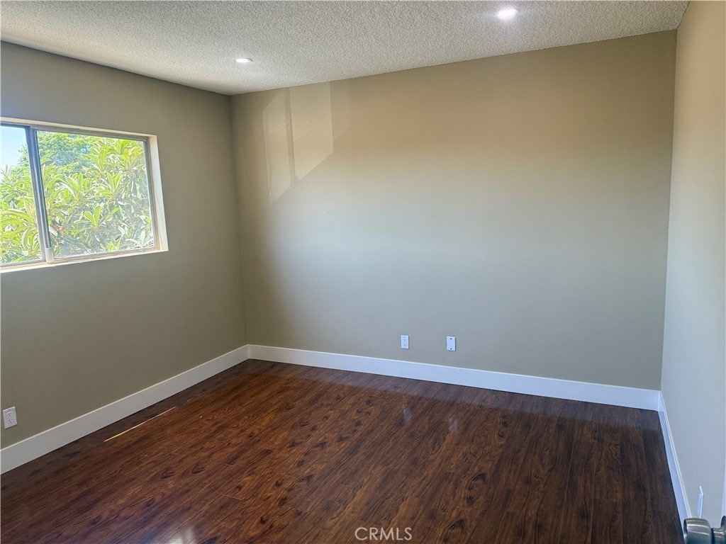 600 E Acacia Avenue - Photo 10