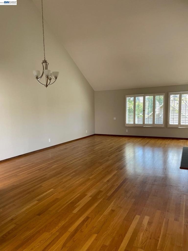 701 Glen Eagle Ct - Photo 4
