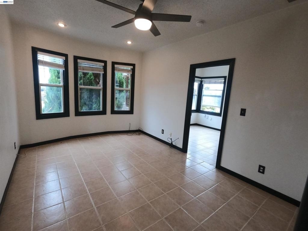 692 45th St - Photo 8