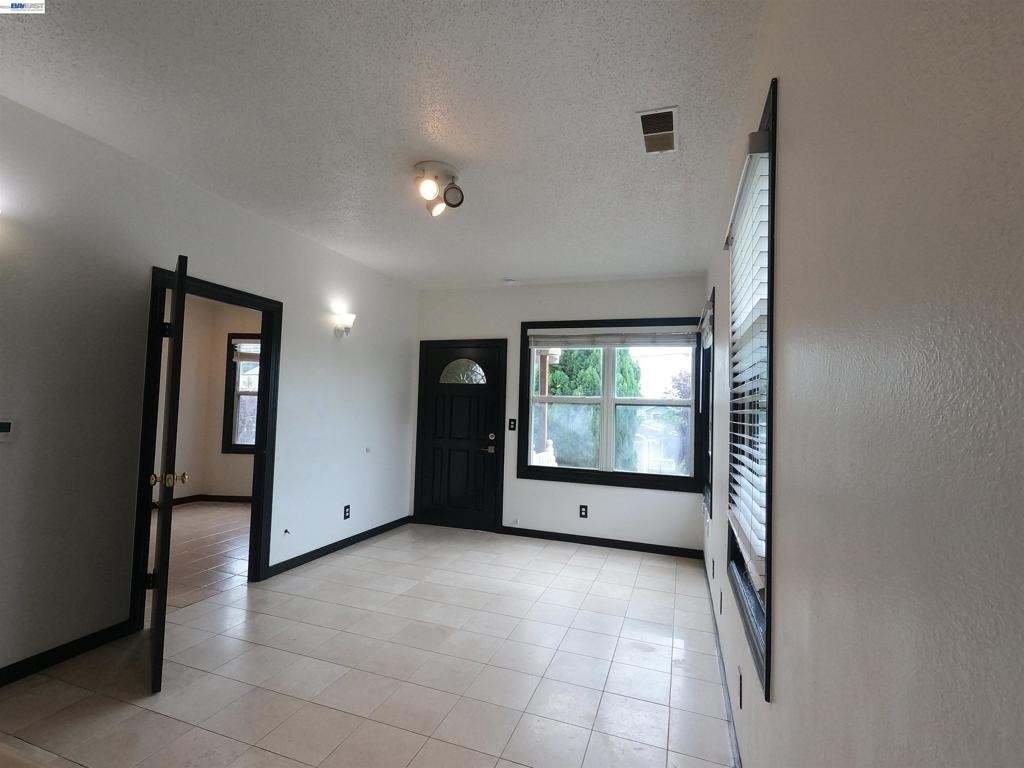 692 45th St - Photo 7