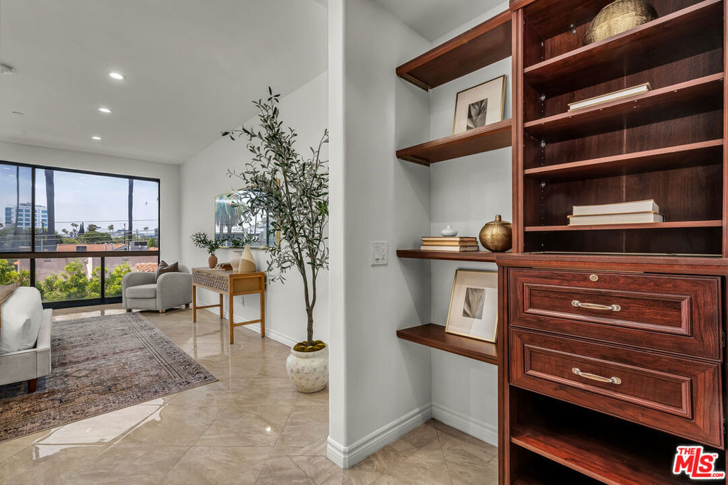 125 N Gale Drive - Photo 7