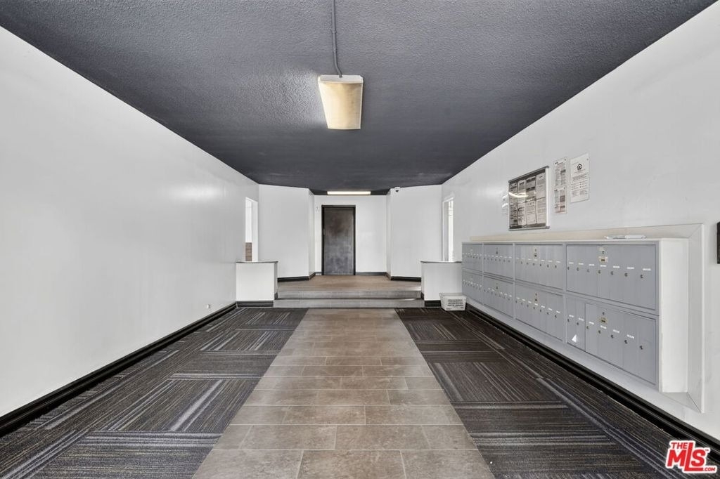 5361 Russell Avenue - Photo 31