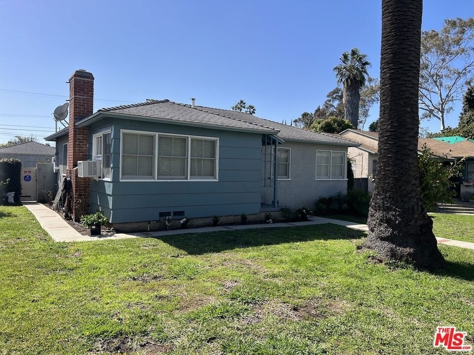 2929 Westwood Boulevard - Photo 2