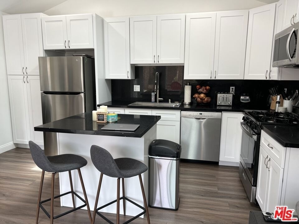 12512 Rubens Avenue - Photo 1