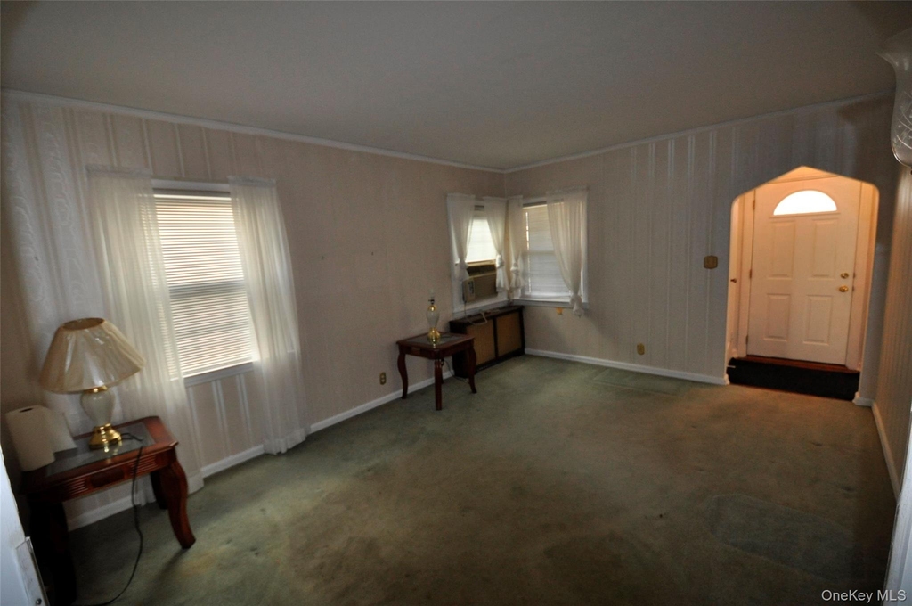 415 Lowell Avenue - Photo 1