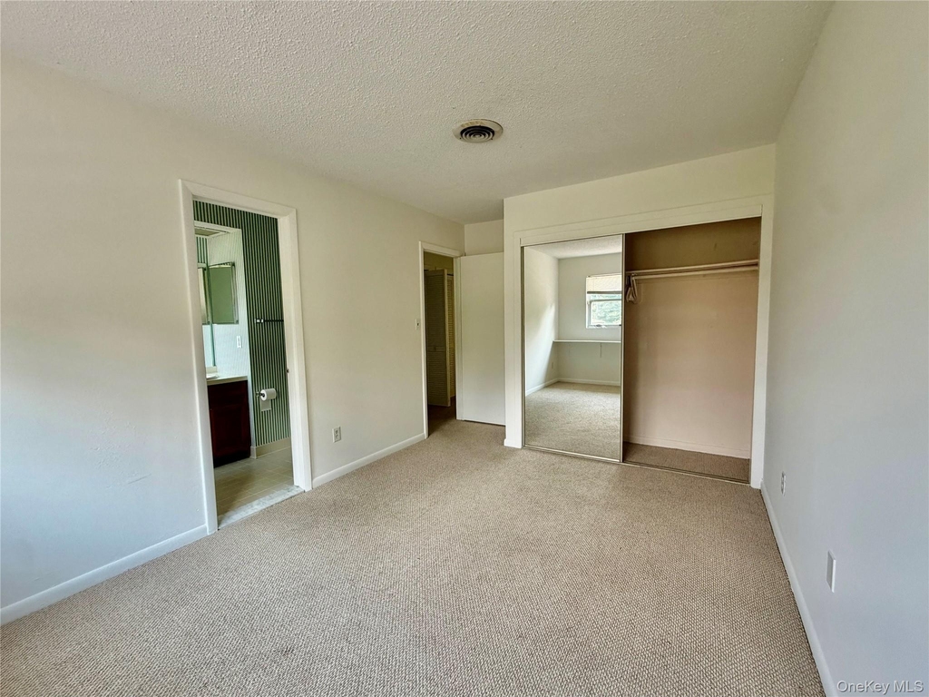 15 Pond Drive W - Photo 20