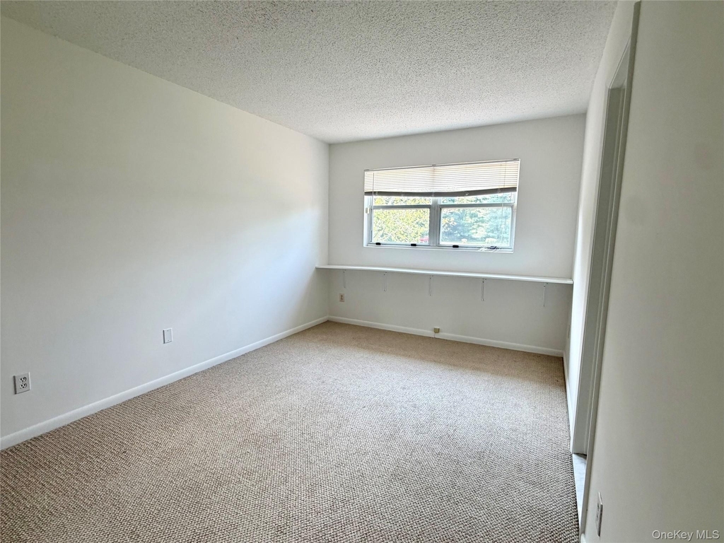 15 Pond Drive W - Photo 19
