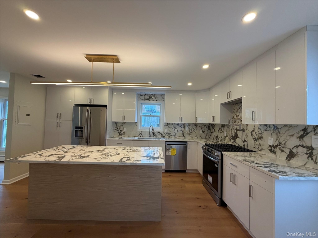 58 Fremont Street - Photo 4
