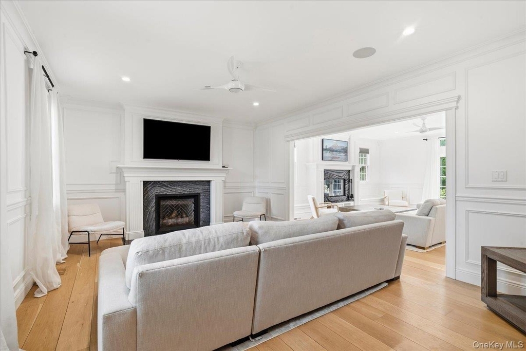 198 Kensington Road - Photo 2