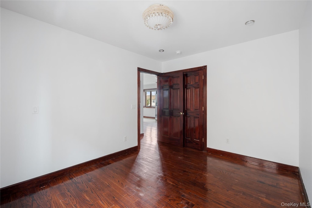 6903 Cloverdale Boulevard - Photo 11