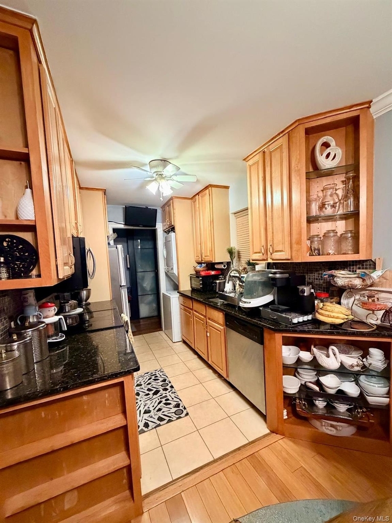 4 Loudon Drive - Photo 1