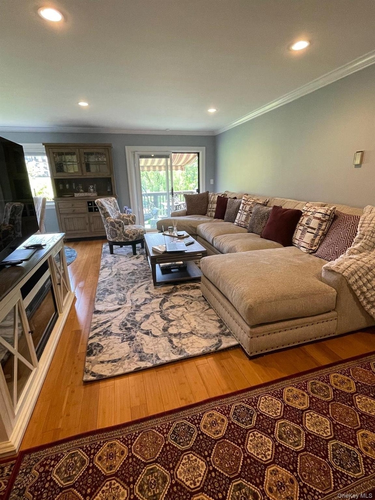 4 Loudon Drive - Photo 3