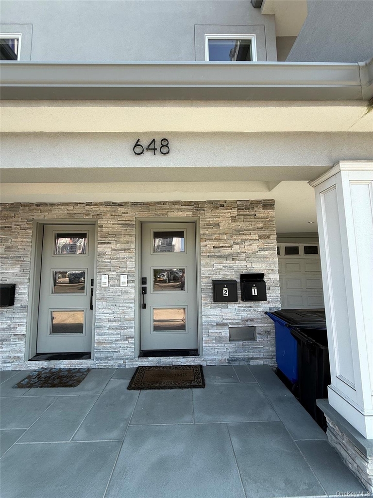 648 E Broadway - Photo 1