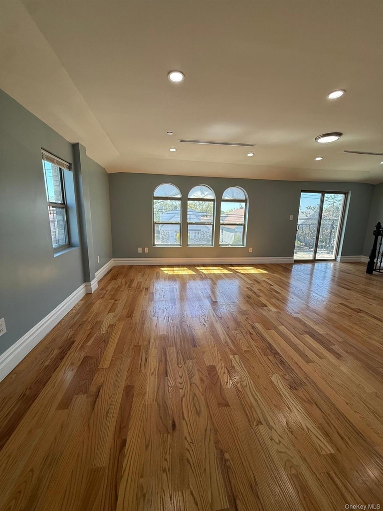 13421 158th Street - Photo 0