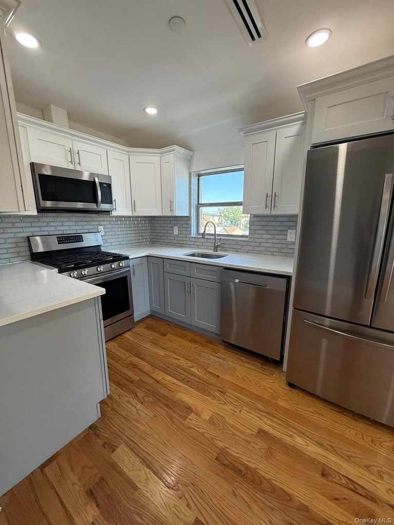 13421 158th Street - Photo 1