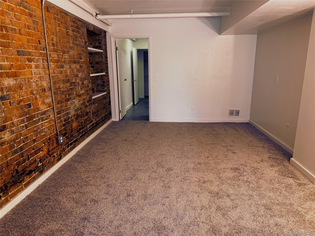 175 Main Street - Photo 4