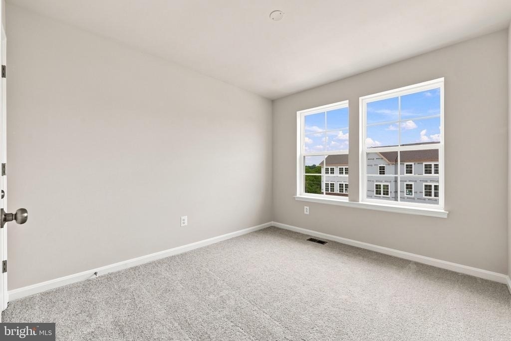 394 Seeback Dr - Photo 22