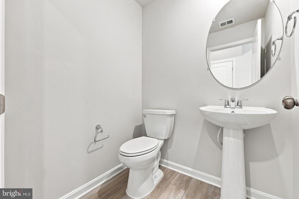 394 Seeback Dr - Photo 9
