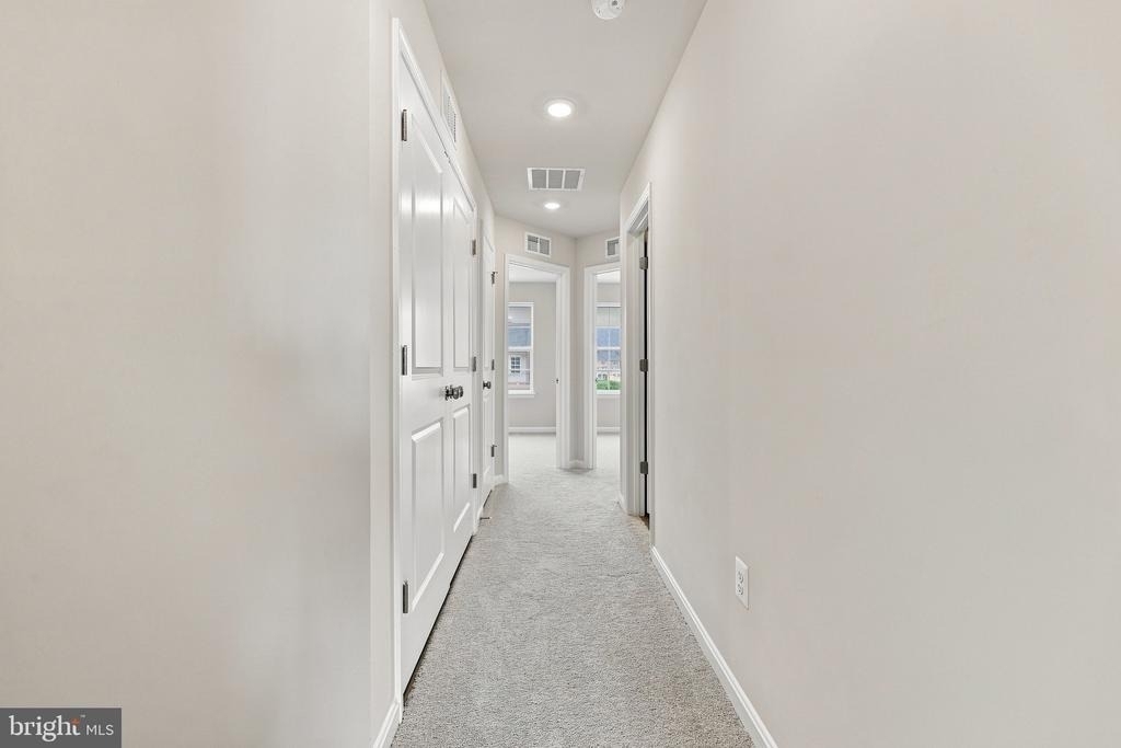 394 Seeback Dr - Photo 19