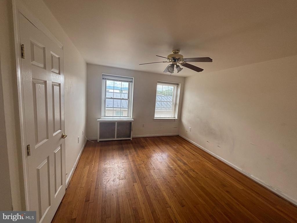 383 E. King St - Photo 5
