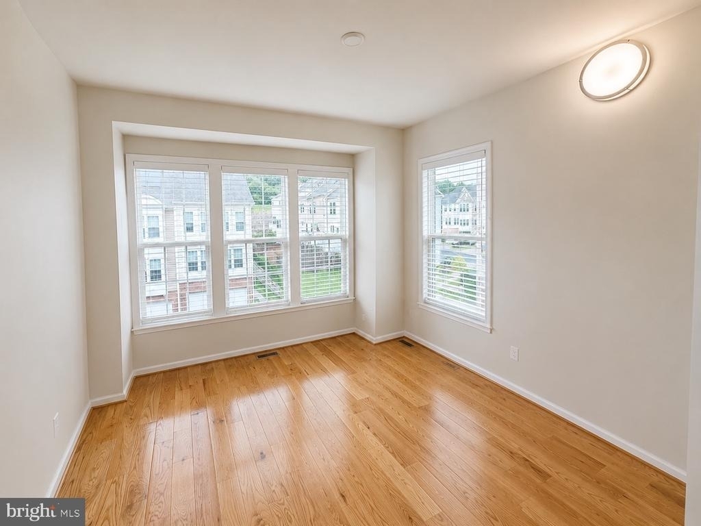 19954 Abram Terrace - Photo 45
