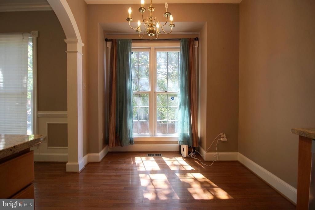 6032 Kelsey Court - Photo 8