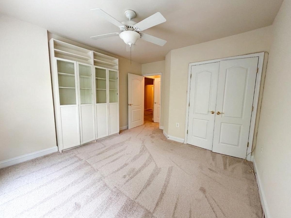 2905 Saintsbury Plz - Photo 22