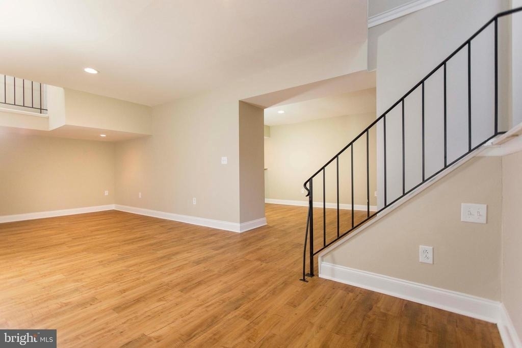 2031-5 South Street - Photo 15