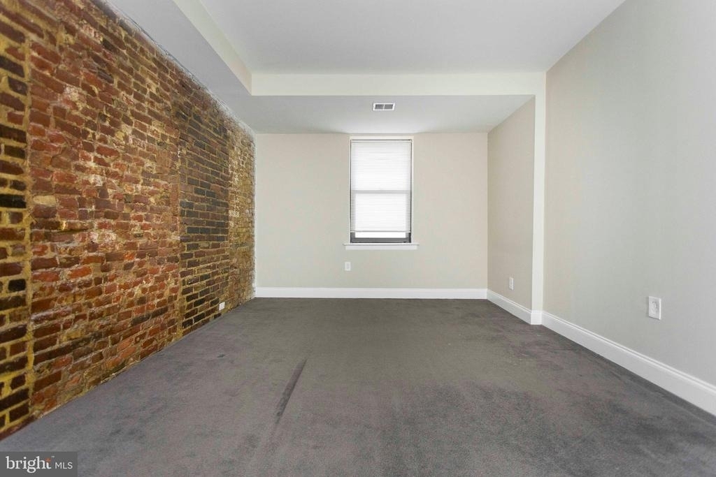 2031-5 South Street - Photo 31