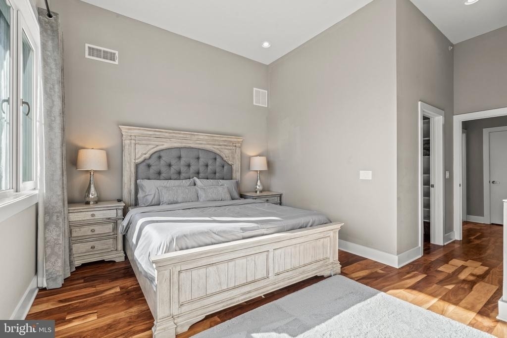 1124 N American Street - Photo 22