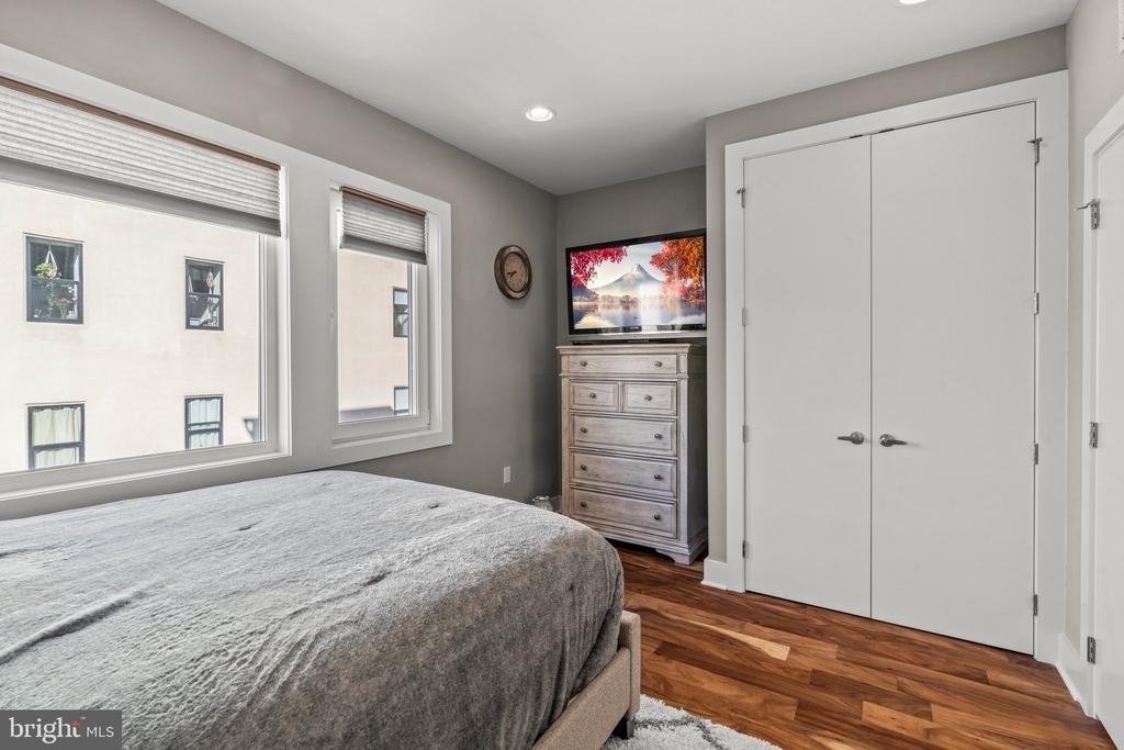 1124 N American Street - Photo 15