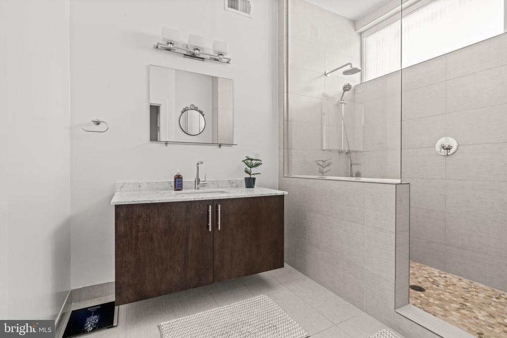 1124 N American Street - Photo 27