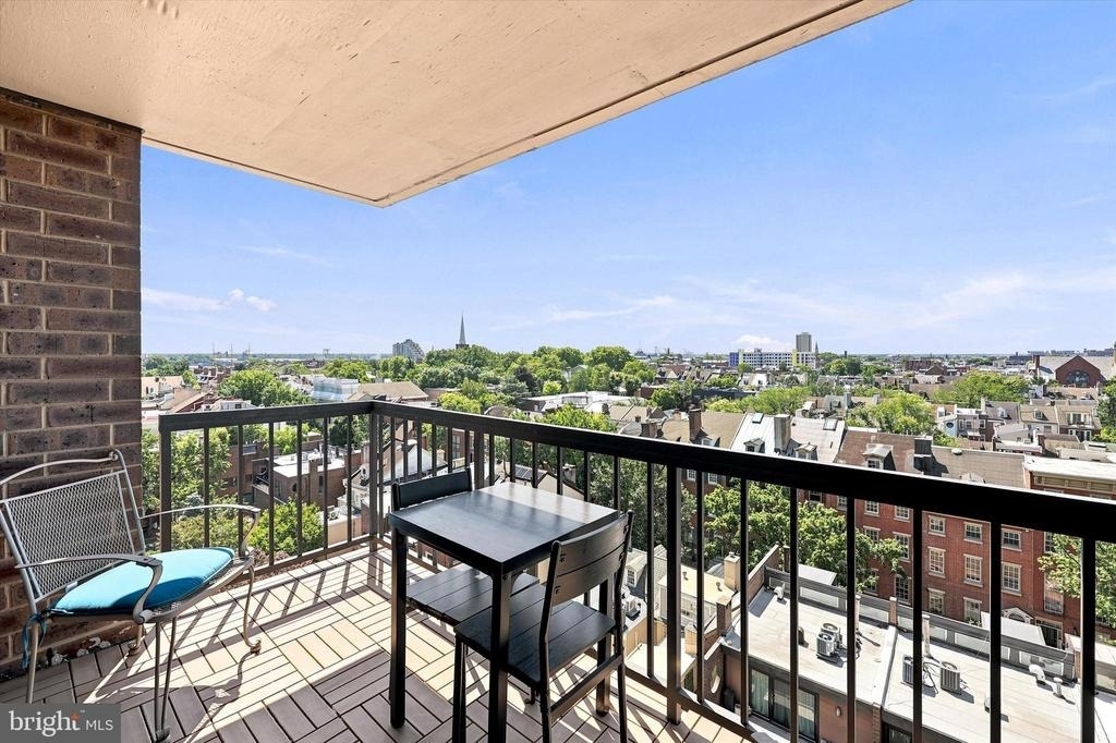 241 S 6th Street - Photo 8