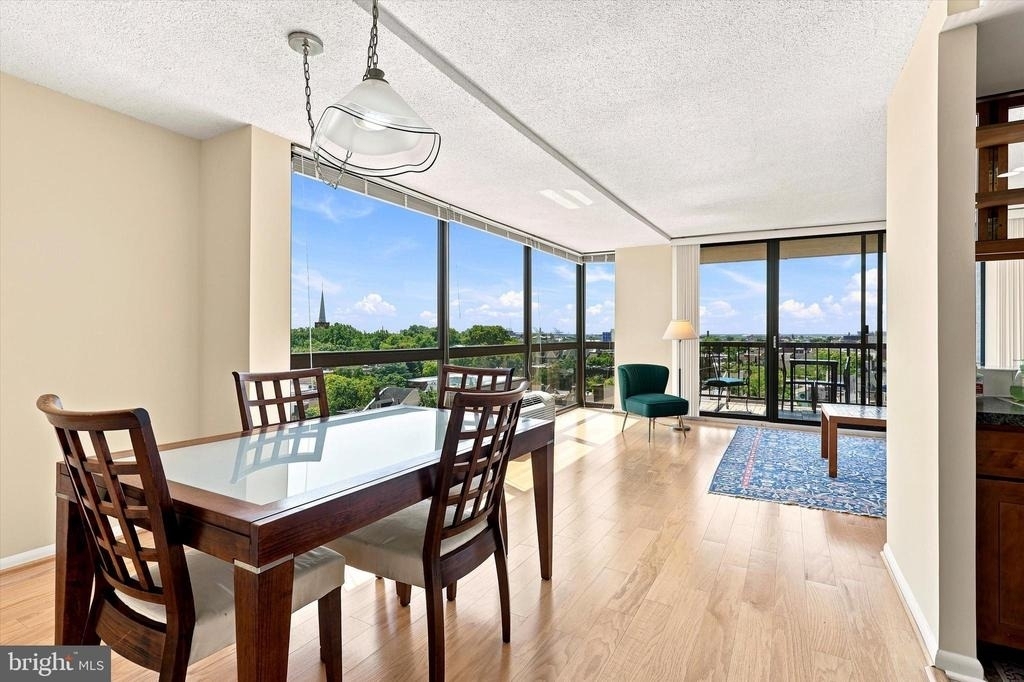 241 S 6th Street - Photo 4