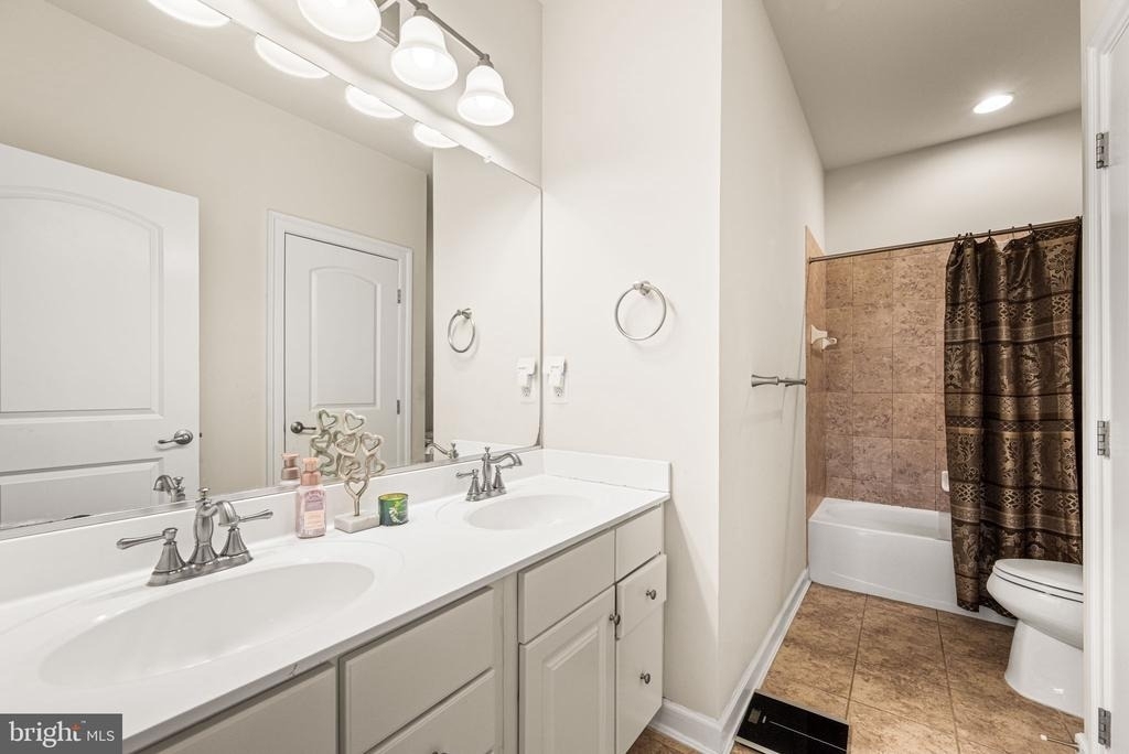 602 Dolmens Lane - Photo 25