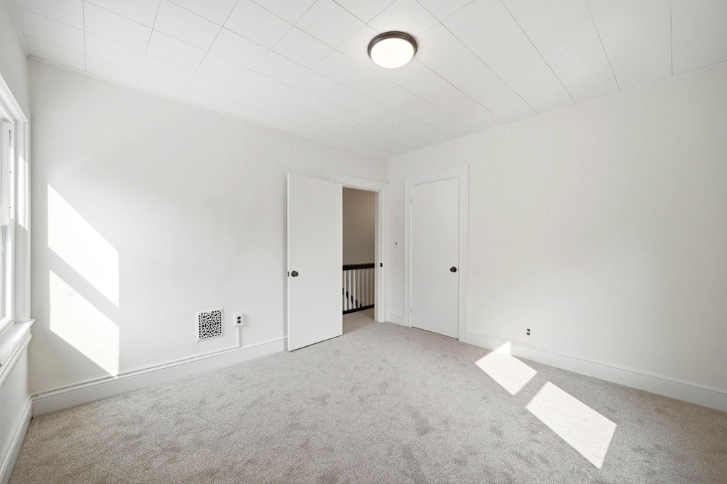 3 Willow Street - Photo 11
