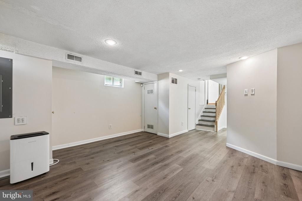 118 Sylvan Terrace - Photo 19