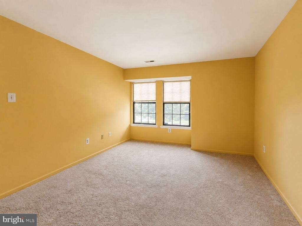 19 Summit Court - Photo 4