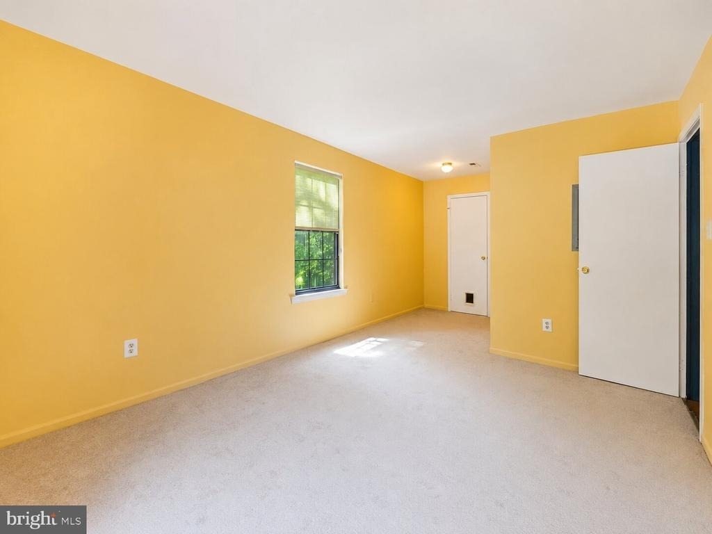 19 Summit Court - Photo 5