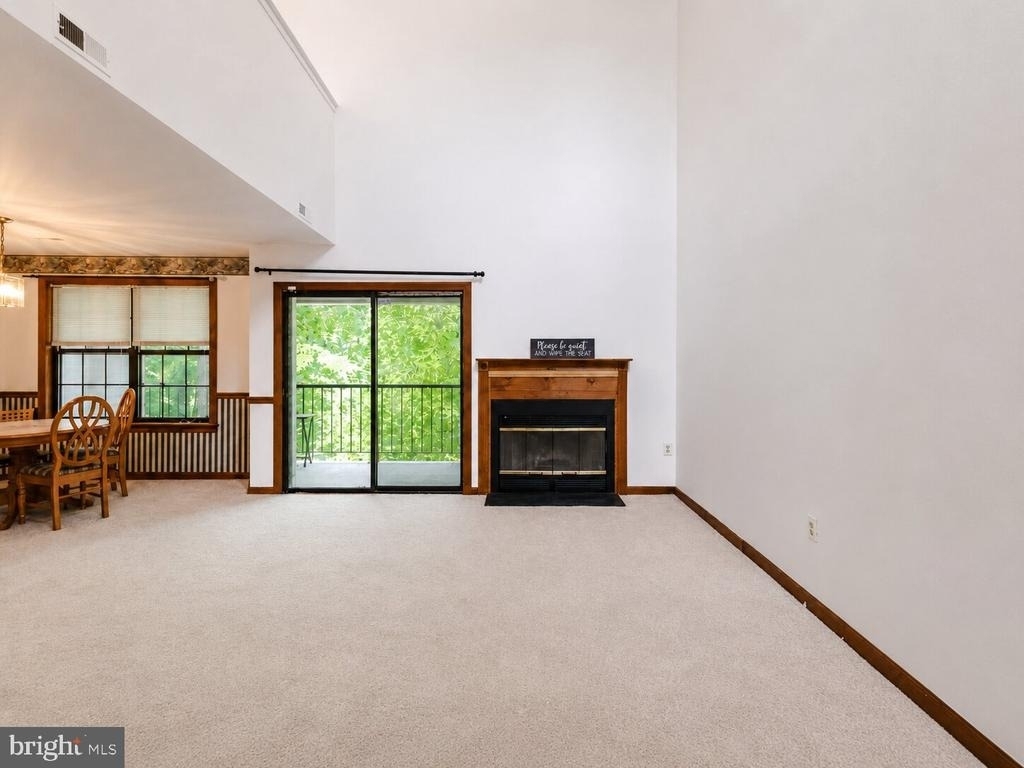 19 Summit Court - Photo 1