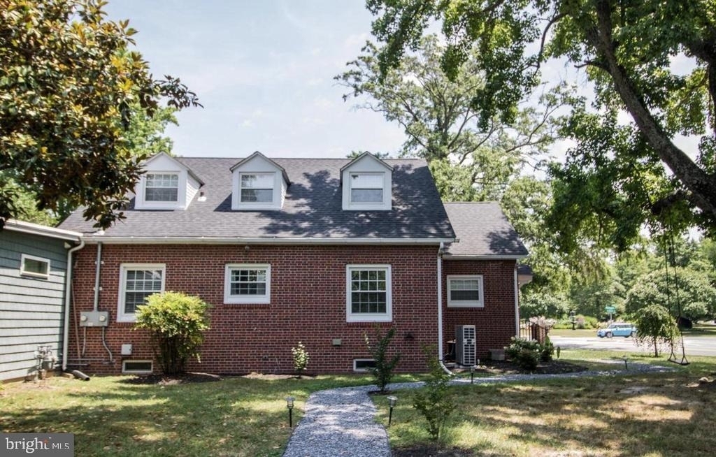 429 S Washington Street - Photo 19