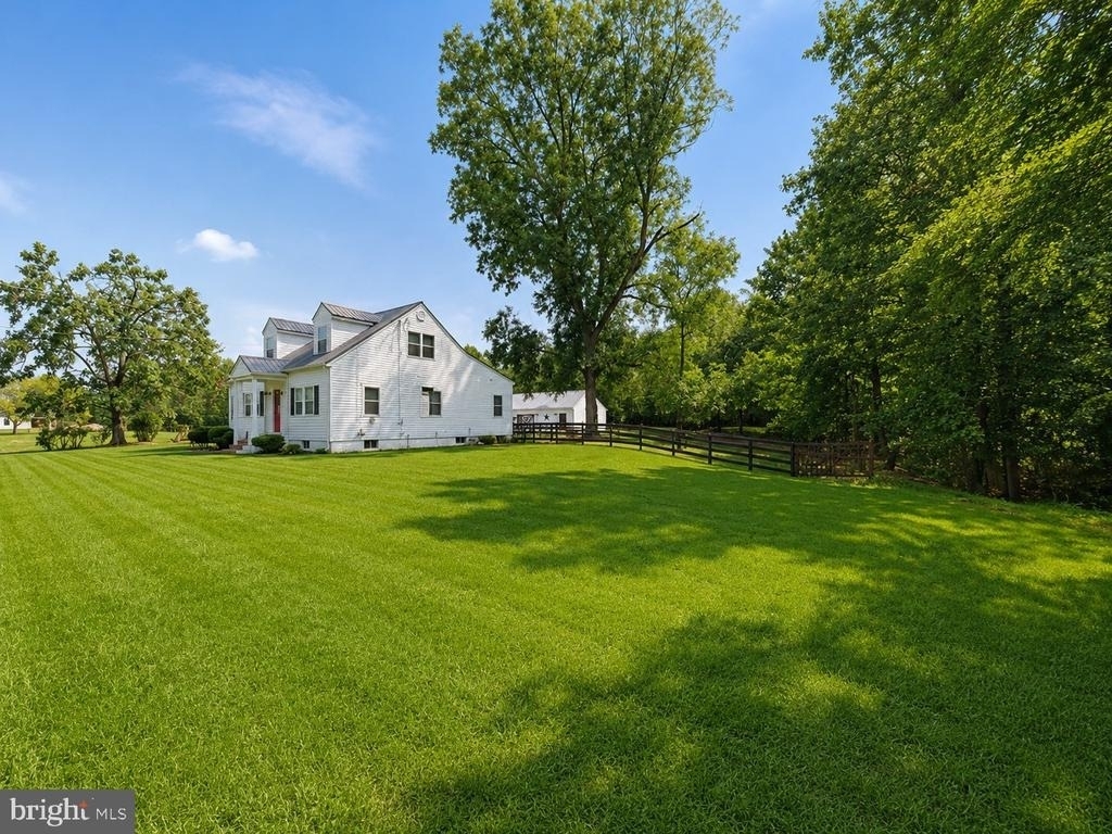 27495 Three Notch Road - Photo 4